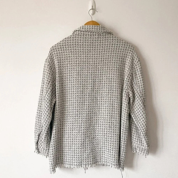 Zara Textured Weave Fringe Hem Overshirt Shacket Jacket White Black Sz Medium - Picture 8 of 11